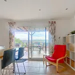 Stunning In Κάμπινγκ 3*