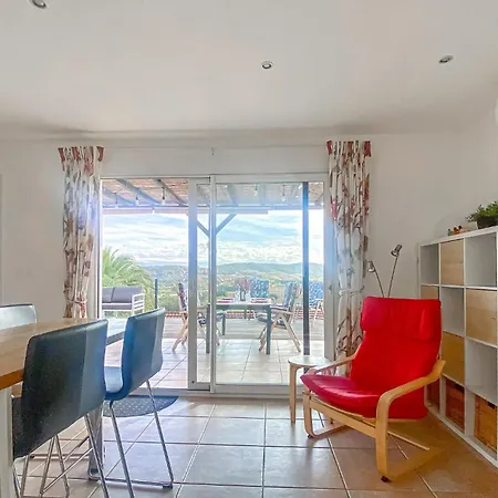 2 Bedroom Amazing In Κάμπινγκ 3*