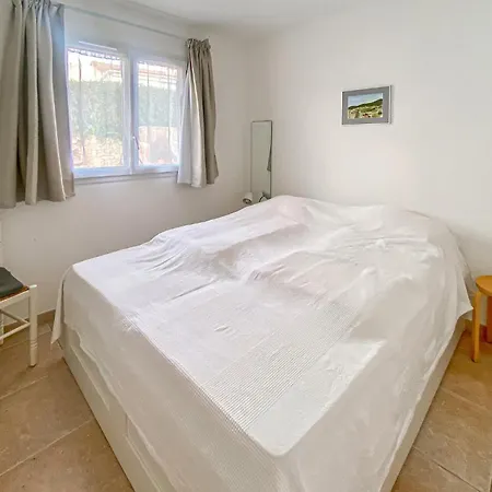 2 Bedroom Amazing In Κάμπινγκ 3*